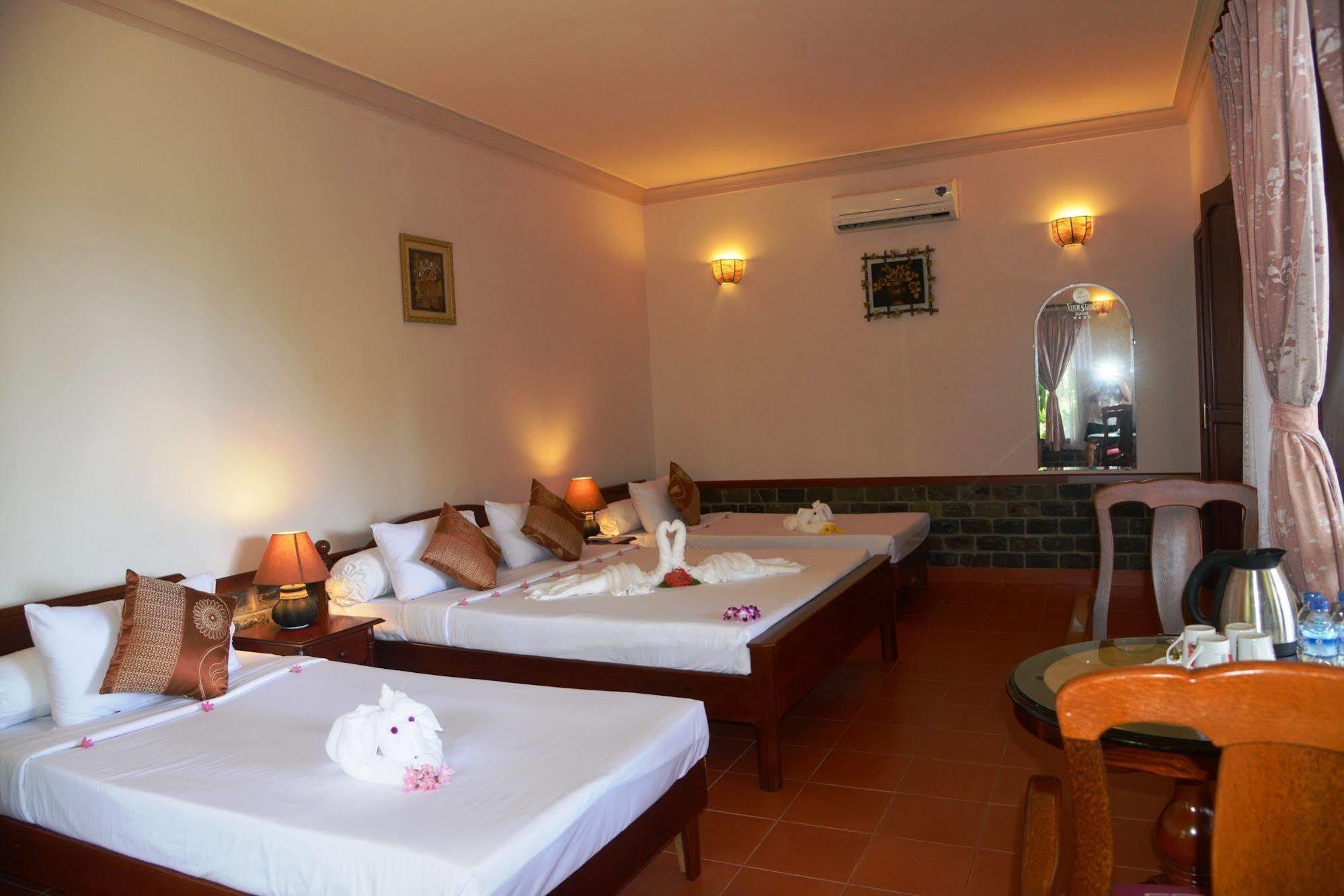 Vinh Suong Seaside Hotel And Resort Phan Thiết Eksteriør billede