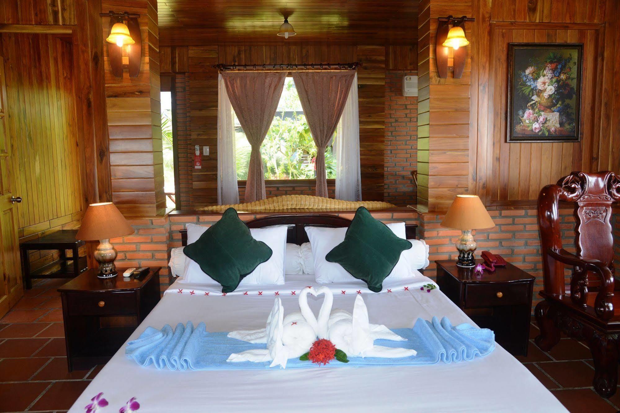 Vinh Suong Seaside Hotel And Resort Phan Thiết Eksteriør billede